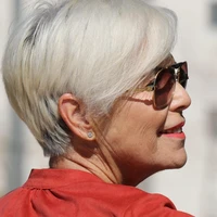 Claudia (Mãe de Letícia)