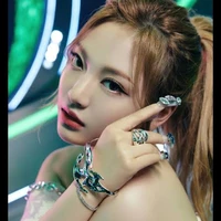 Anella Tari Triantica