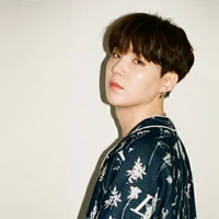 มินยุนกิ(ชูก้า)