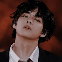 𝐇𝐞𝐨𝐧 𝐀𝐥𝐯𝐚𝐫𝐞𝐳