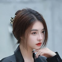 หญิง(พี่พระเอก)
