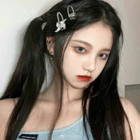 แก้ม(เพื่อนนายเอกในเรื่อง+ชนี)