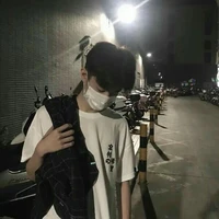 บาส(เพื่อนพระเอก)