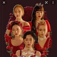 THE QUEEN RED AND QUEEN VELVET WINGS