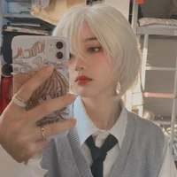 — ꒰Nicolas꒱ 🍄˖៹