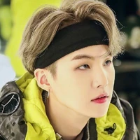 Min Yoongi ( Suga )