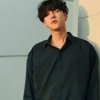 เมฆ(พี่นางเอก)เพื่อนพระเอก🇹🇭+🇰🇷