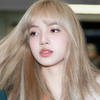 ลิซ่า🤩