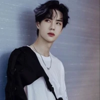 อี้ป๋อ(พระเอก)