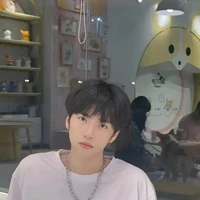 คิม(พ.อ.)7🤧🖤