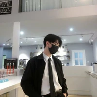 คิม:พระเอก2