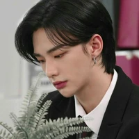 Hwang Hyunjin