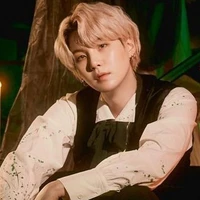 Yoongi(Suga)