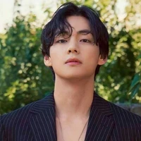 Taehyung Louis