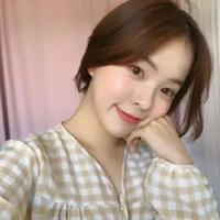 คุณแมรี่ พี่เลี้ยง