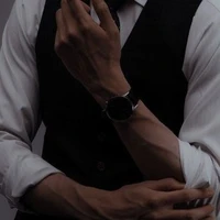 ไคโร(มือขวา)