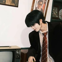 สาม(พ่อนายเอก+เพื่อนเเม่ของพระเอก)