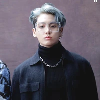 jungkook(𝐣𝐮𝐧𝐠𝐤𝐨𝐨𝐤𒊹︎︎︎)