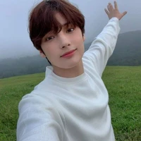 huening kai(𝐤𝐚𝐢-𝐤𝐚𝐢-𝐛𝐚𝐥𝐚̃𝐨☘︎)