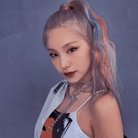 yeji(𝐡𝐰𝐚𝐧𝐠𝐲𝐲𝐞𝐣𝐢𒊹︎︎︎)