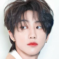 Raymond Chandler/FL Assistant/BFF