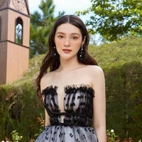 Agatha Cowell /  Simon