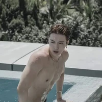 ทินกร(บอดี้การ์ด)มือซ้าย
