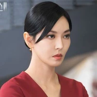 Elena Stephen[Tante Krystal]