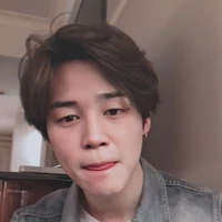 ไวท์(เพื่อนพระเอกแฟนเซล)