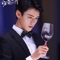 อวี่หมิงเย่/พระเอก