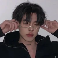 เฟร์(พี่นายเอก)