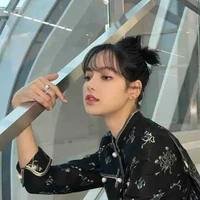 (เซลีน ปีเตอร์ นางเอก)👑🌹❤