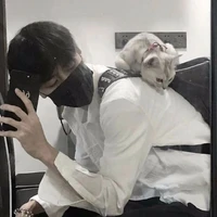 ฟิสิกส์🧪(พี่ชายพ.อ,ฟีนิกซ์+อาจารย์เคมี)