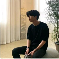 คิม(เพื่อนพระเอก)🖤💤