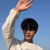 พิว(เพื่อนพระเอก)