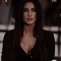 Camila(mãe da Kira)