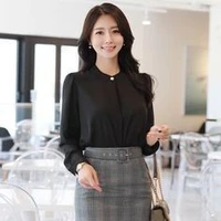 พลอย//ครูเศรษฐศาสตร์