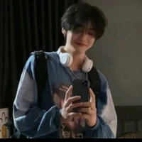 ออม(นายเอก)