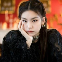 Kim Yeji Queen Alexa