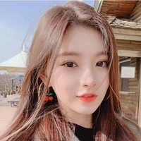 Rina(teman Zafirah dan putri)
