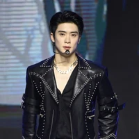 ไอดิน(พี่ชายพระนางรุ่นพี่พระเอก)