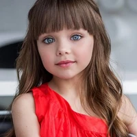 Angelina Davis ( 6 anos )( pai .luiz F)
