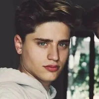 LEANDRO//LELE
