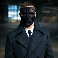 Man 1