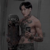 Jungkook Daniyal domino
