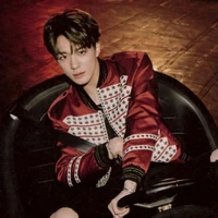 lee jeno (papa tae & suga)