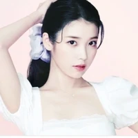 ไอวี่(นางเอก)