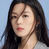 Greysie Krystal Albarn [ Mama ]