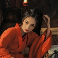 หลิงหรง(องครักษ์น.อ)