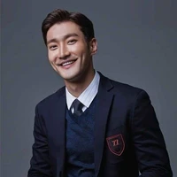 มาร์ช(พ่อของเอลลี่)